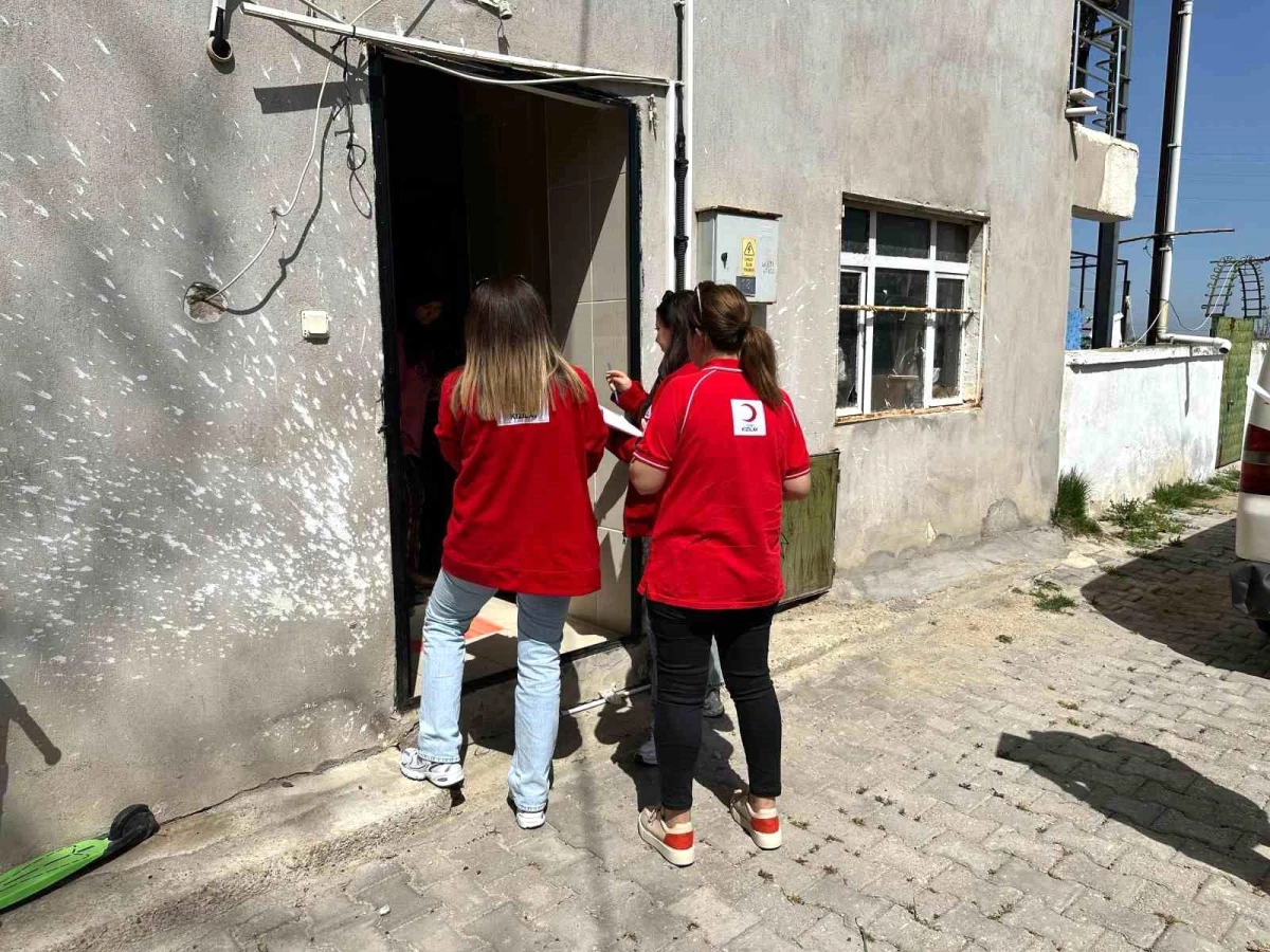 Türk Kızılay Manisa’da 12 Bin Aileye Yardım Yaptı