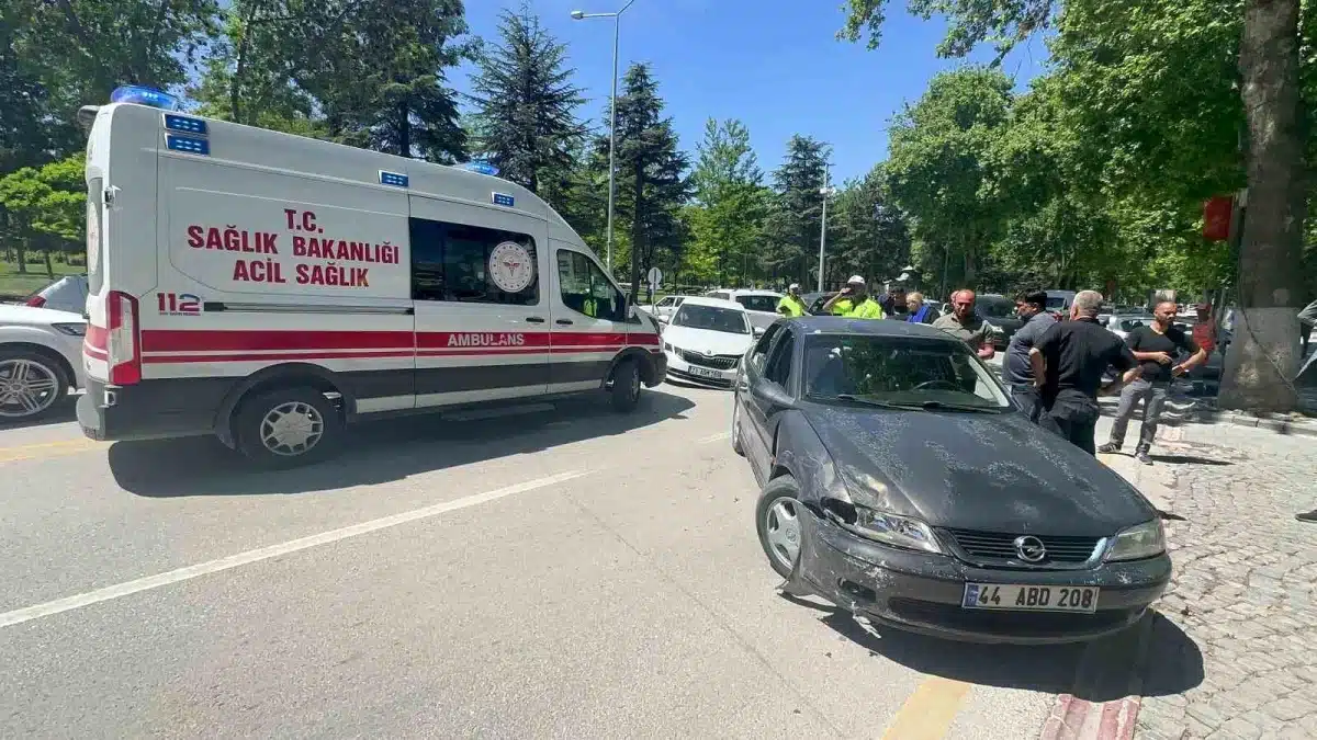 Malatya’da trafik kazasında 2 kişi yaralandı